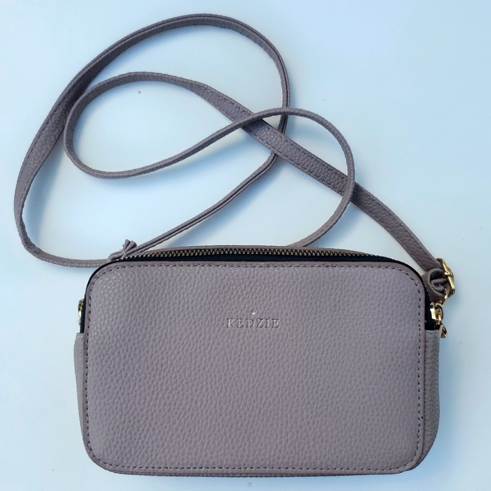 Kedzie Muave Pop Modernist Vegan Leather Crossbody Shoulder Compact Camera Shape